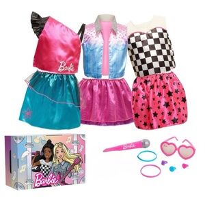Barbie- Dress Up Trunk Set, Fashion Accessories Included, Size 4-6X, Ages 3 Up